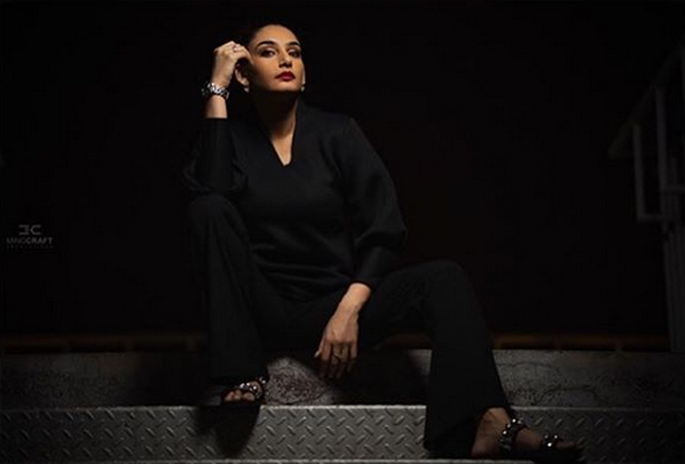 Ragini Dwivedi Instagram Pics